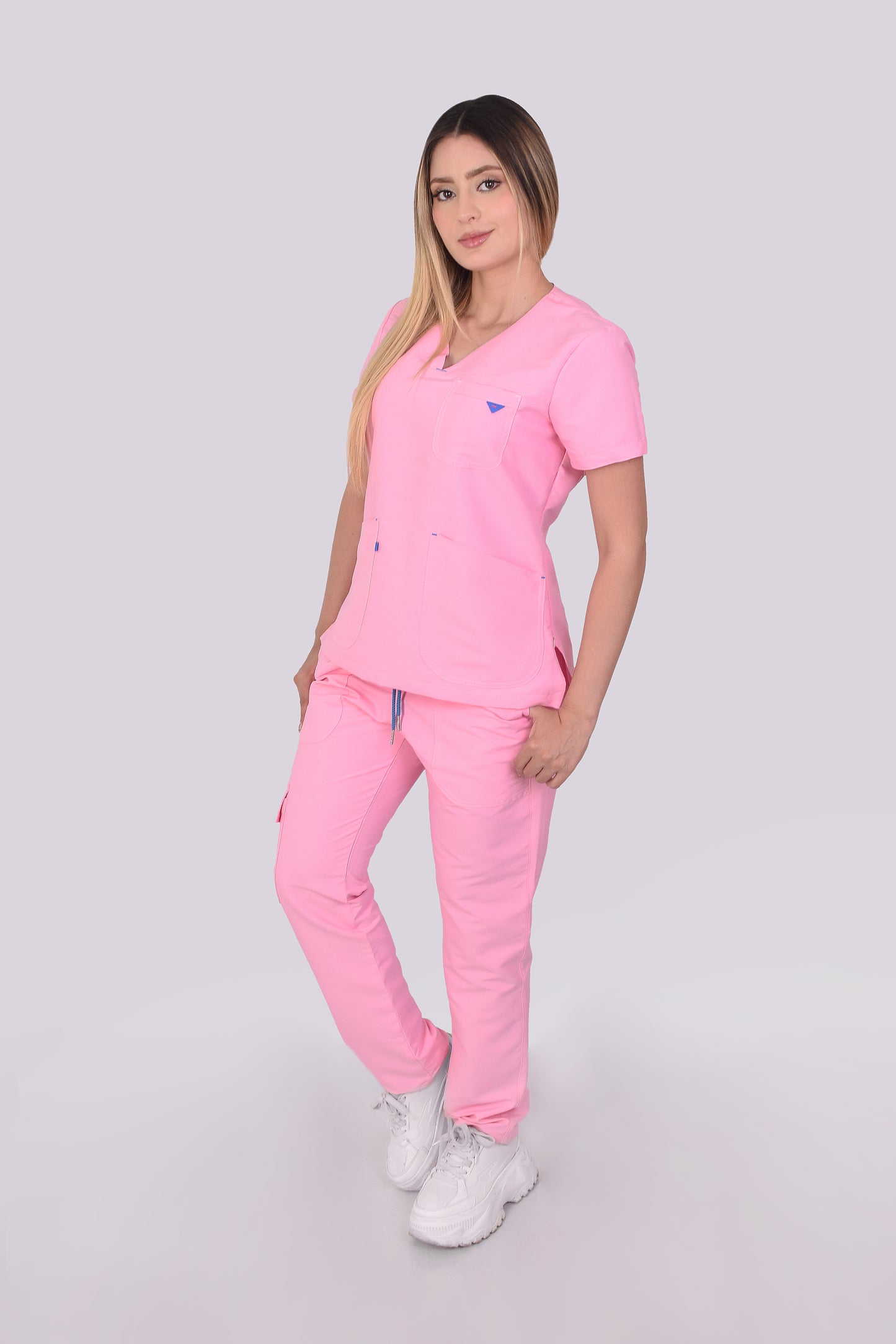 Uniforme Valentina Rosado